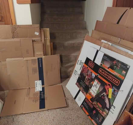 Photo of free boxes for moving (College Avenue/ Columbia Road) #2
