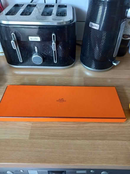 Photo of free Hermes empty box (Roundhill area brighton BN2) #1