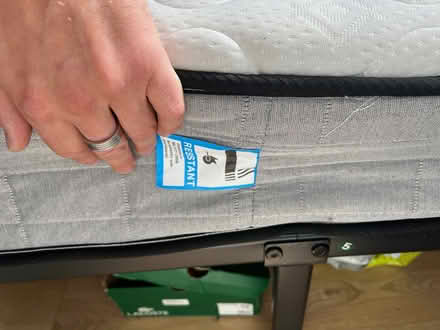Photo of free Double mattress like new (Westbourne Park W11) #2