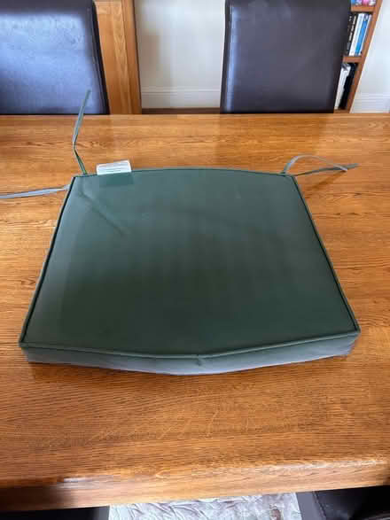 Photo of free 6 Tie On Padded Seat Cushions (Winkfield Row SL5) #2