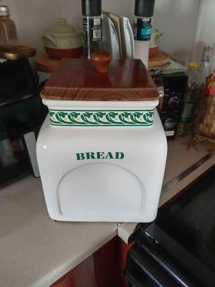 Photo of free Bread bin (Morecambe/Lancaster LA3) #1