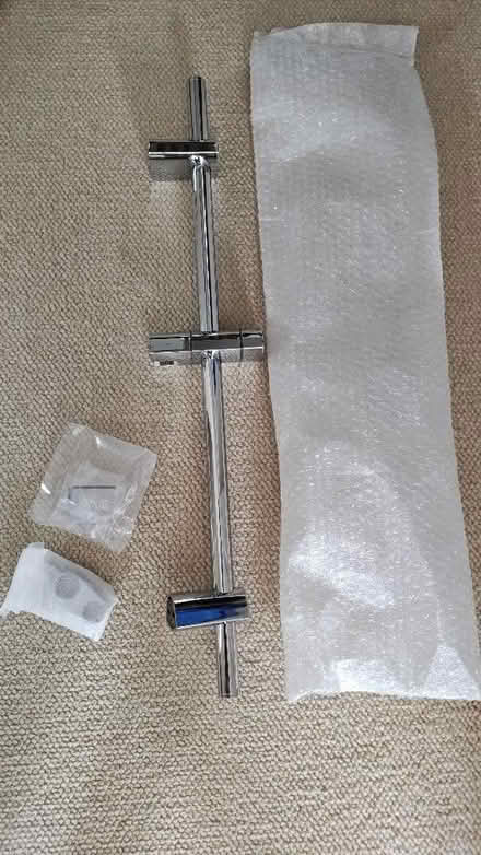 Photo of free Shower rail (Chaulden HP1) #1