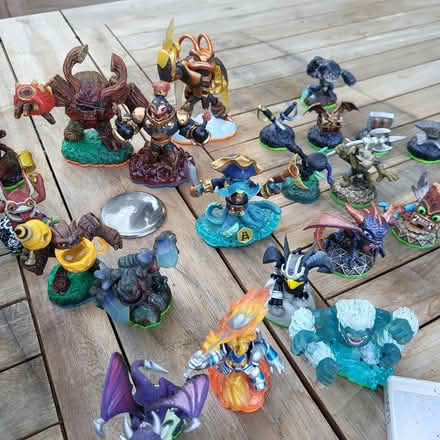 Photo of free Wii Skylander games and toys (Warlingham CR6) #4