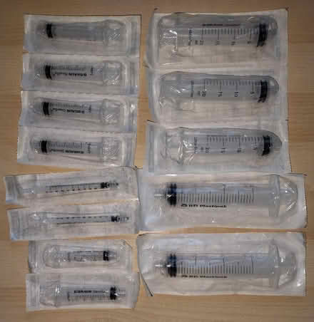 Photo of free Medicine Syringes (Stopsley LU2) #1