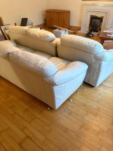 Photo of free Suite. 3 seater, 2 seater, 1 seater (ML9 2ub) #2