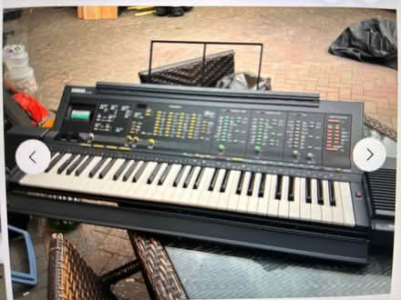 Photo of free Yamaha keyboard psr 6300 (Claygate KT10) #2