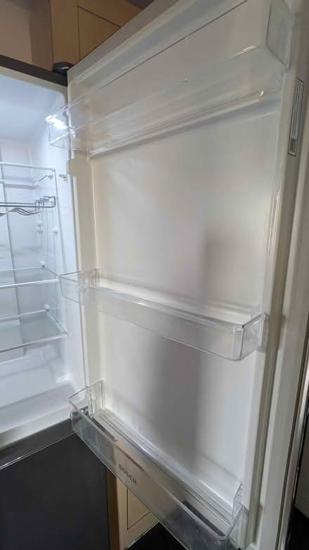 Photo of free Bosch Fridge Freezer - No Frost (Oxford, Headington, OX3) #3