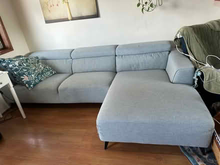 Photo of free 3.5 seater couch with chaise (Newtown, Toowoomba) #1