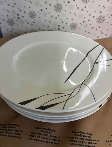 Photo of free plate set (Batheaston BA1) #3