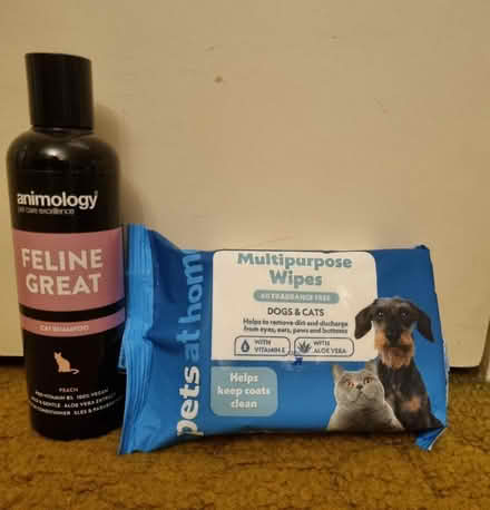 Photo of free Cat Shampoo (250ml) & Dog / Cat multipurpose wipes (Highway SL6) #1