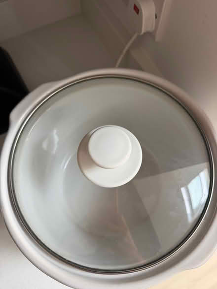 Photo of free Russell Hobbs 2.5 litre slow cooker (Woodley) #4