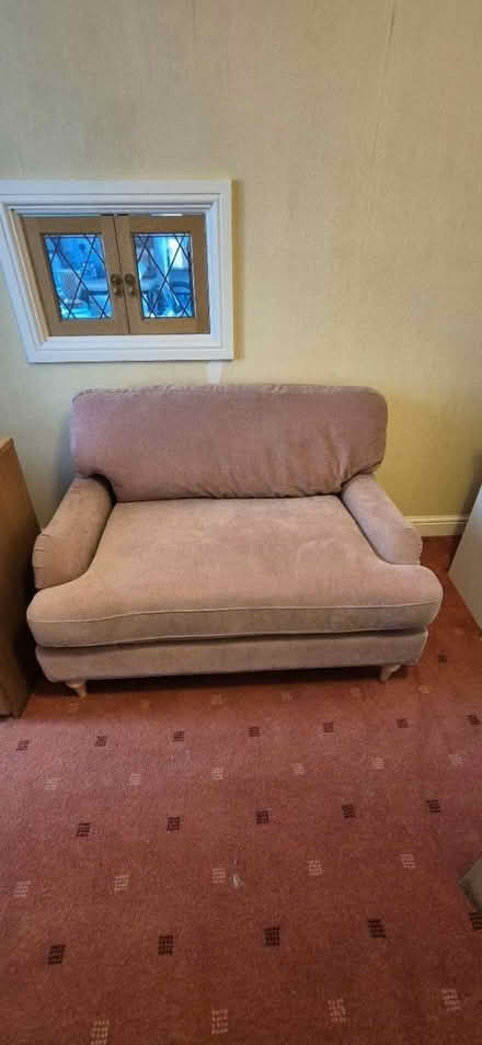 Photo of free Dusk hampshire rose loveseat (YO15, south side) #1