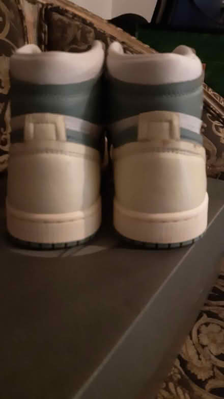 Photo of free Jordans sz 4 (Drovers way N7) #2