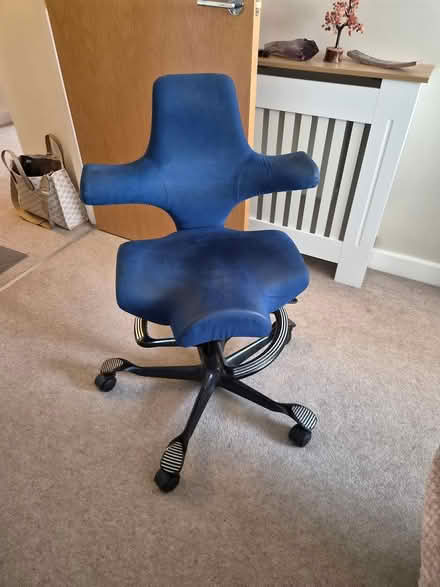 Photo of free Office chair (Colindale Beaufort Park, NW9) #1