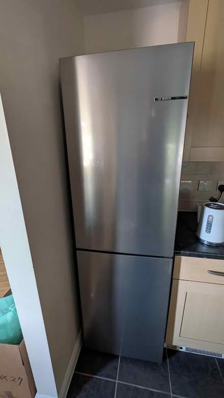 Photo of free Bosch Fridge Freezer - No Frost (Oxford, Headington, OX3) #4