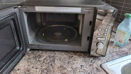 Photo of free Microwave (E6 5RN) #2
