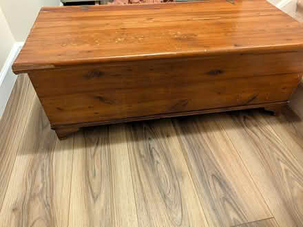 Photo of free Large wooden chest (Vienna Hunter Mill) #4