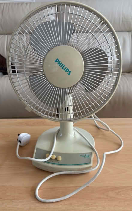 Photo of free Plug in Phillips Oscillating Fan (Enfield EN2) #1