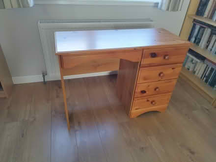 Photo of free Desk (Alnwickhill EH16) #1