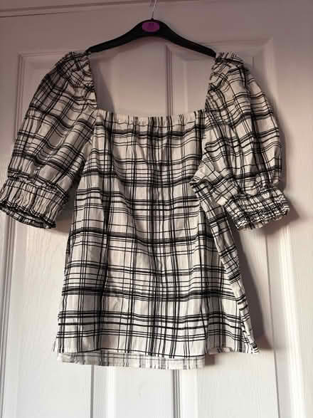 Photo of free Top size 10 (Westbury Wilts BA13) #1