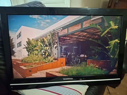 Photo of free Tv (Hale End E4) #1