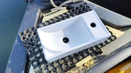 Photo of free Small Cloakroom Sink (Saltford) #1