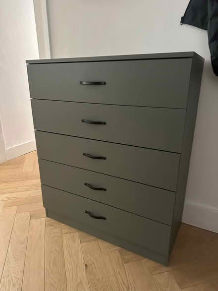 Photo of free chest of drawers (Richmond TW10) #1