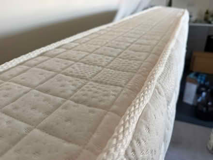 Photo of free 140x190cm Double Mattress (Brentwood CM13) #3