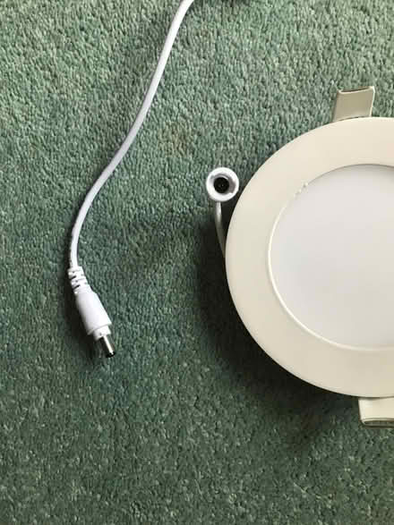 Photo of free led light with driver and plug (Sockbridge CA10) #3