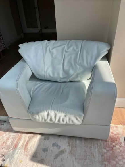 Photo of free Leather Arm Chair (MK6 Peartree Bridge) #1
