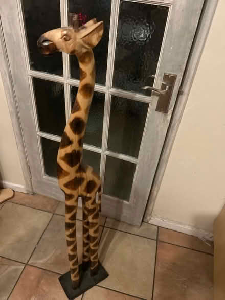 Photo of free 4ft Wooden Giraffe (Neithrop OX16) #1