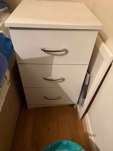 Photo of free 2 white 3 drawer night stands - not quite matching (Slough central SL1) #2