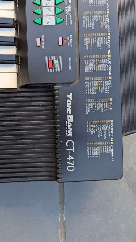 Photo of Casio CT-470 Keyboard for spareparts (Chalfont St Peter SL9) #2
