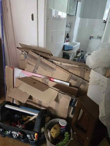 Photo of free Carboard moving boxes and bubble wrap (Streatham SW16) #1