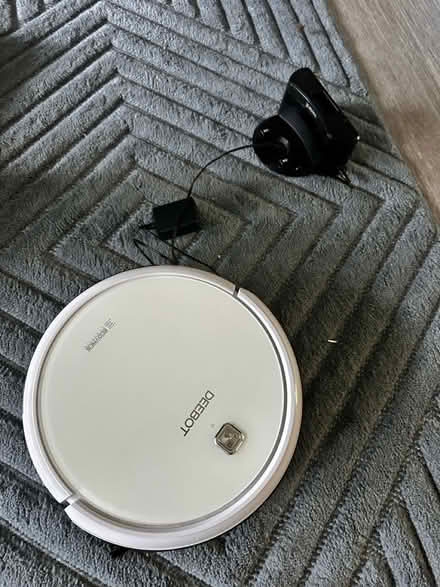 Photo of free Vacuum robot (Livonia) #1