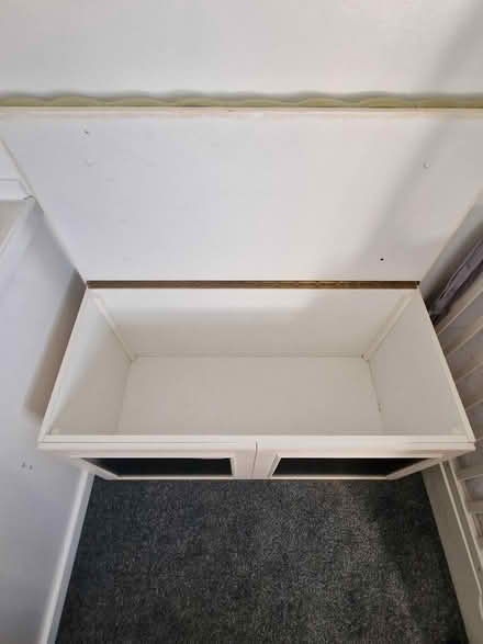 Photo of free Wooden chest (Upton) #2