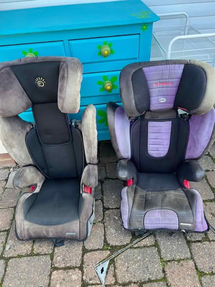 Photo of free Two car seats (Harlington LU5) #1