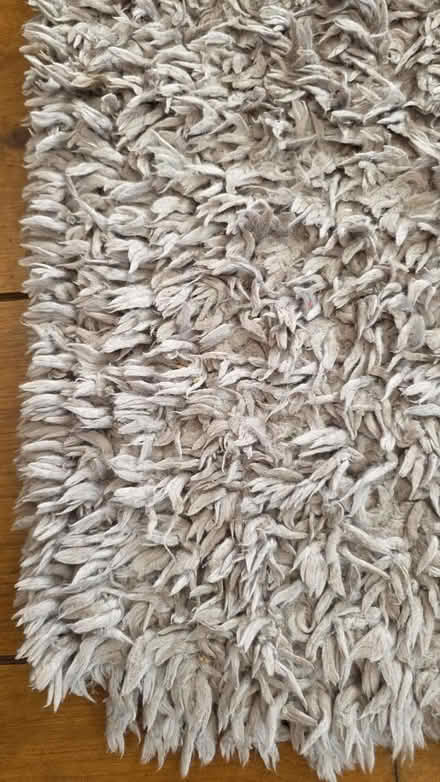Photo of free Rug, shaggy gray (Se13 7eb) #2