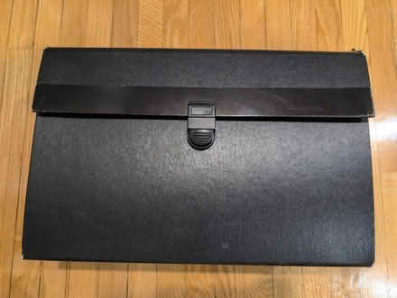 Photo of free Paper organizer (Bloor St W & South Kingsway) #2