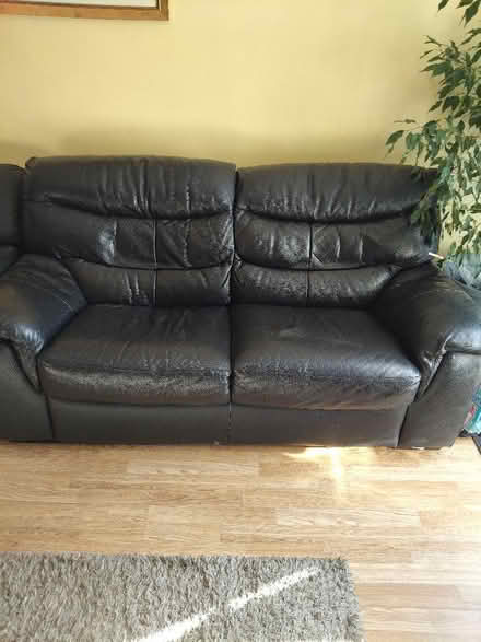 Photo of free Black sofa (Seven Sisters N15) #1
