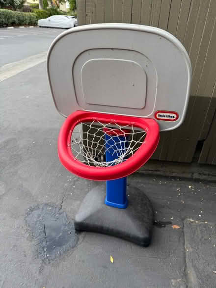Photo of free Little Tikes basketball hoop (1089 West Olive Avenue) #1