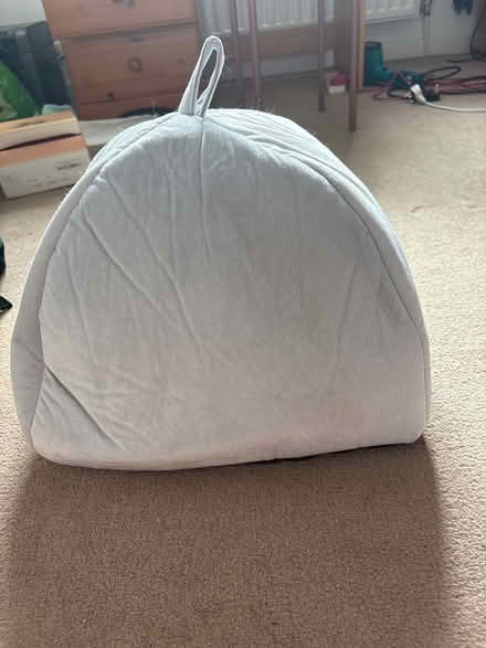 Photo of free Cat/small pet bed (Upton CH49) #3