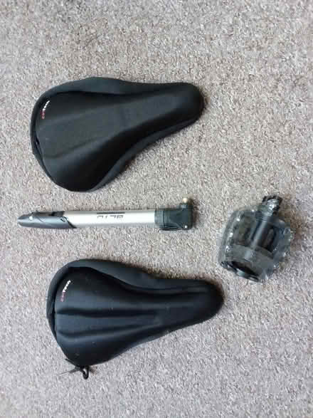 Photo of free Bicycle accessories (Holbrook DE56) #1