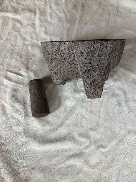 Photo of free Mexican Stone Mortar and Pestle (Roselle, Il) #3