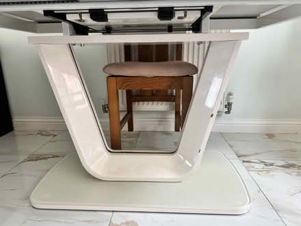 Photo of free Dinning table extendable (DA1) #2
