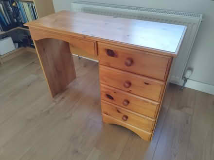 Photo of free Desk (Alnwickhill EH16) #3