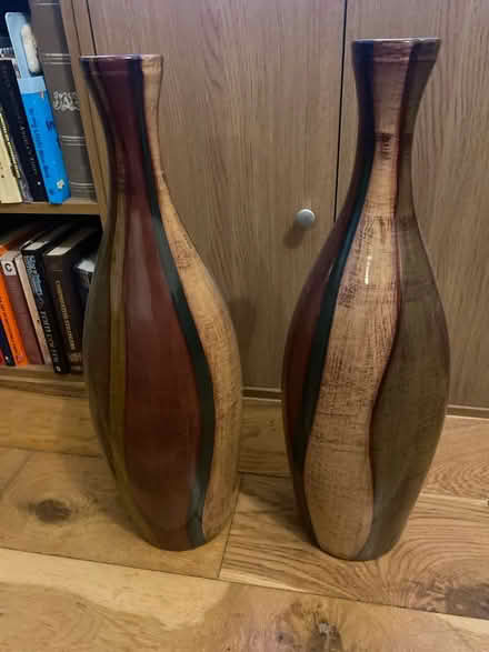 Photo of free Pair of Tall Ceramic Vases (Cheshunt En8) #1