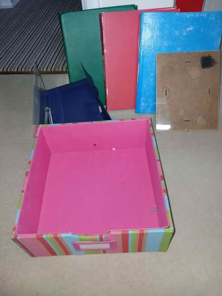 Photo of free Files, frame, and craft box (Formby L37) #1