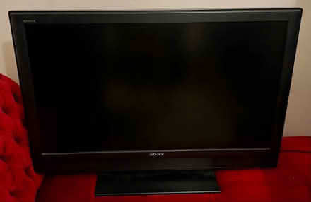 Photo of free Sony Bravia 40” HD Ready LCD TV (Buckingham MK18) #1