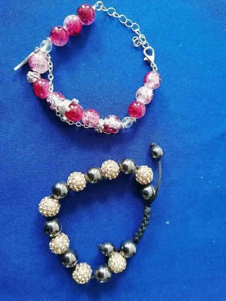 Photo of free 2 very pretty bracelets (Presteigne LD8) #1